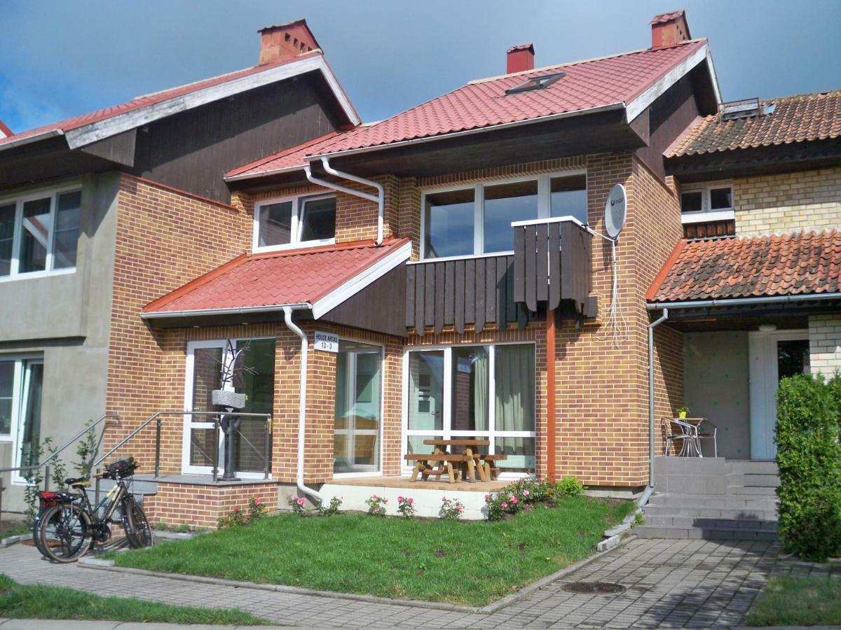 Haus Artas Hotel Нида Екстериор снимка